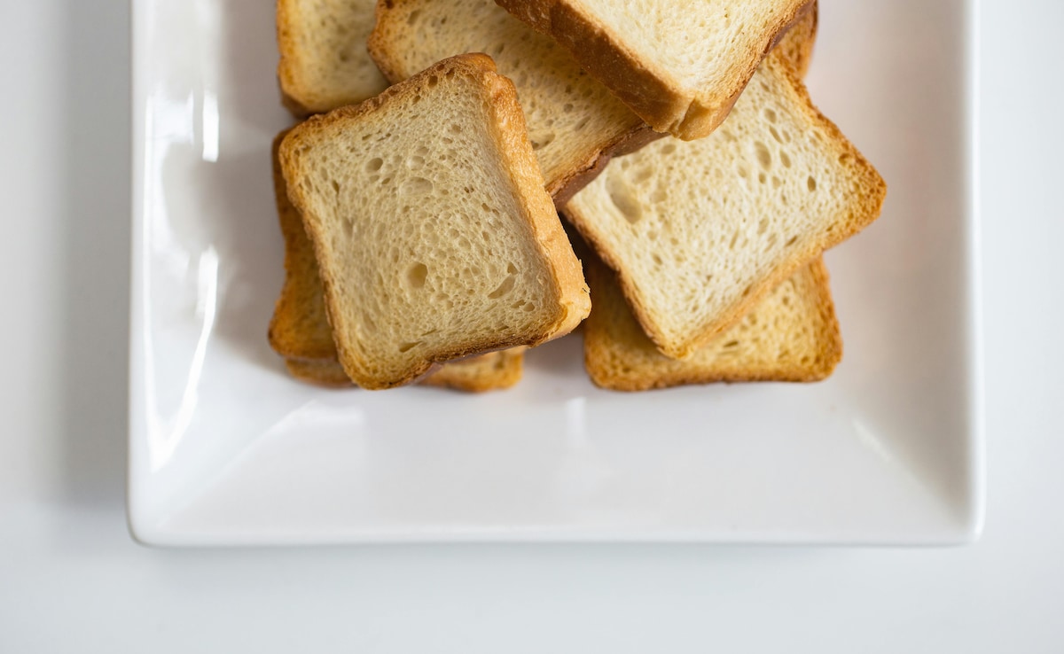 Can Freezing Bread Make It Healthier For Your Gut? Viral Reels Say Yes, Does Science Agree?