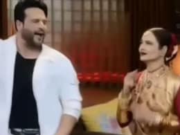 कपिल शर्मा के शो में अमिताभ बच्चन बने कृष्णा अभिषेक, रेखा संग किया बिग बी के गाने पर डांस, फैंस का दिल जीत रहा कपिल शर्मा के शो में अमिताभ बच्चन बने कृष्णा अभिषेक, रेखा संग किया बिग बी के गाने पर डांस, फैंस का दिल जीत रहा