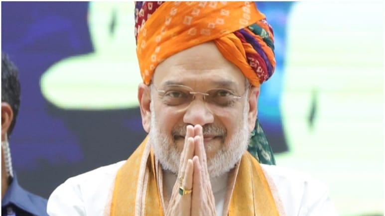 राजस्थान पहुंचे केंद्रीय गृह मंत्री अमित शाह, जयपुर एयरपोर्ट पर सीएम भजनलाल शर्मा ने किया स्वागत