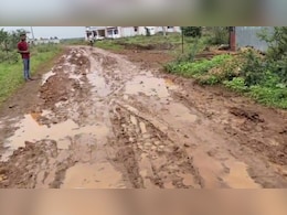 NDTV की खबर का असर: 12 घंटे के भीतर शुरू हुआ सड़क बनाने का काम, जल्द ही स्कूल के बच्चों को मिलेगी राहत