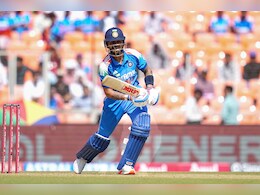 खत्म होगा इंतजार, वायरल हुआ विराट कोहली का अंदाज, तस्वीर ने मचाई फैंस के बीच खलबली खत्म होगा इंतजार, वायरल हुआ विराट कोहली का अंदाज, तस्वीर ने मचाई फैंस के बीच खलबली