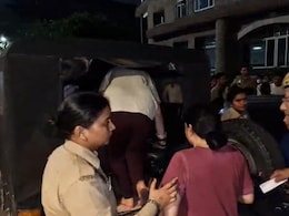 'मुझे मानसिक रूप से प्रताड़ित किया', नोएडा कॉलेज की छात्रा ने आत्महत्या की, स्टाफ पर लगाए गंभीर आरोप 'मुझे मानसिक रूप से प्रताड़ित किया', नोएडा कॉलेज की छात्रा ने आत्महत्या की, स्टाफ पर लगाए गंभीर आरोप