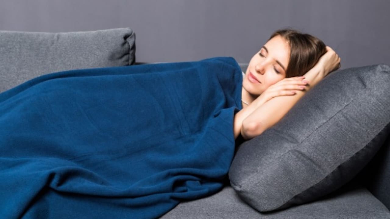 These Are The Perfect Summer Blanket Awaits You On Flipkart.