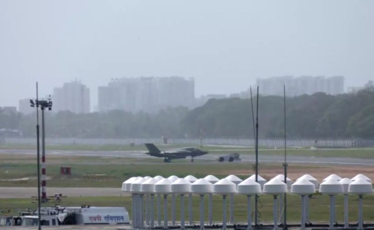 British F-35 Fighter Jet, Stranded At Kerala Airport For Weeks, Being Towed