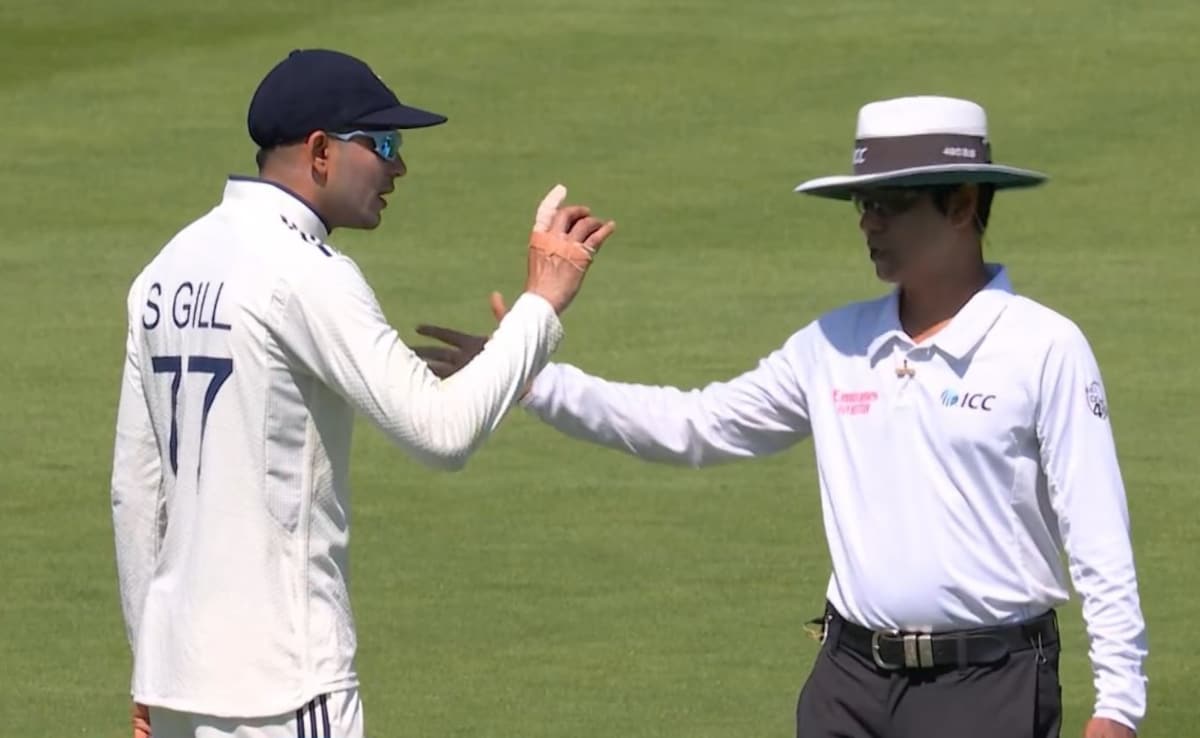 Shubman Gill Blasted By Ex-England Captain Amid Ball Change Controversy: "Most Bizarre..."