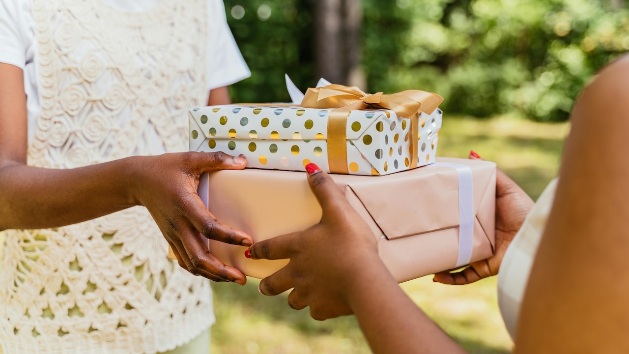 Spread happiness on this Friendship Day with these 5 thoughtful gift ideas