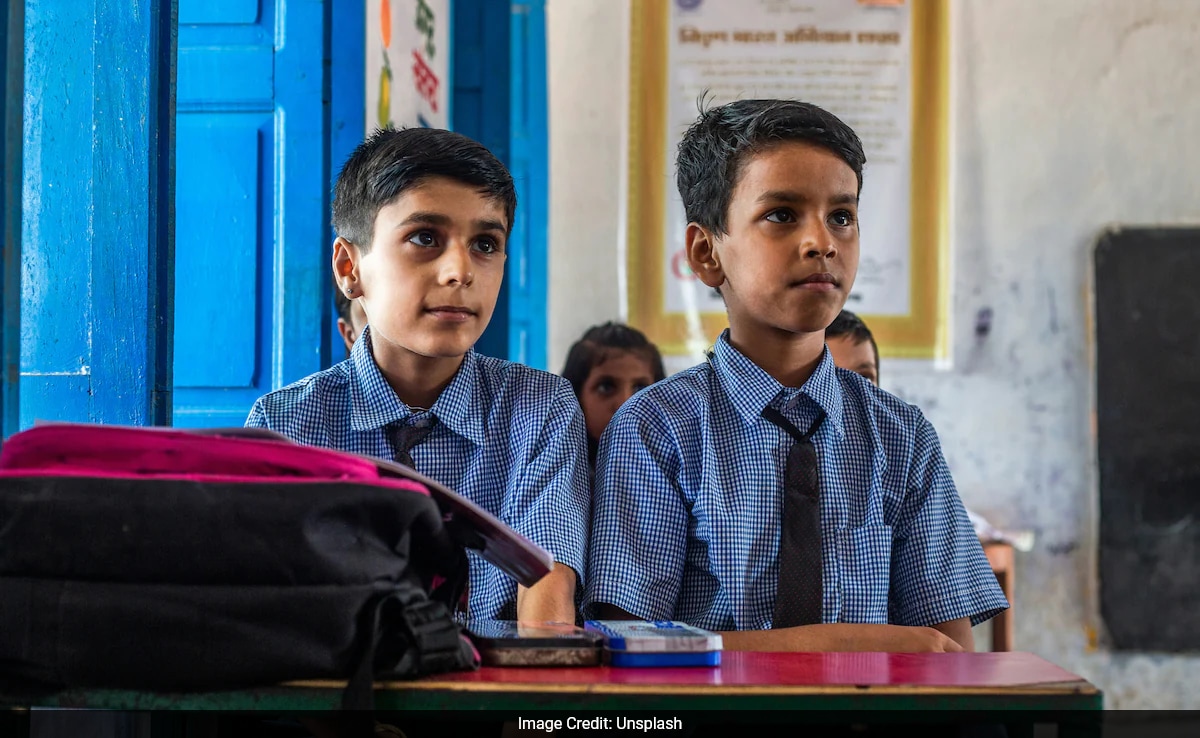 В значителен ход за насърчаване на духовно и морално образование
