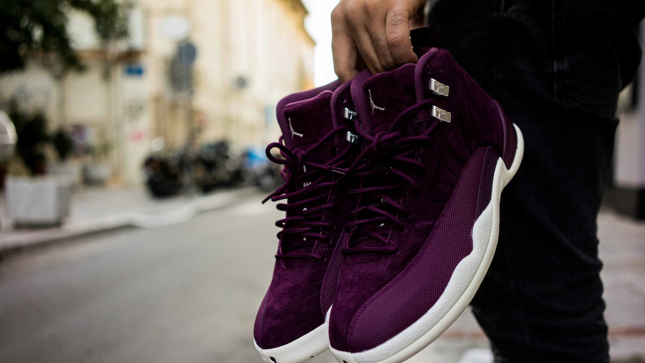 Tips To Choose The Perfect Sneakers For Men And Women That Upgrade Your Style