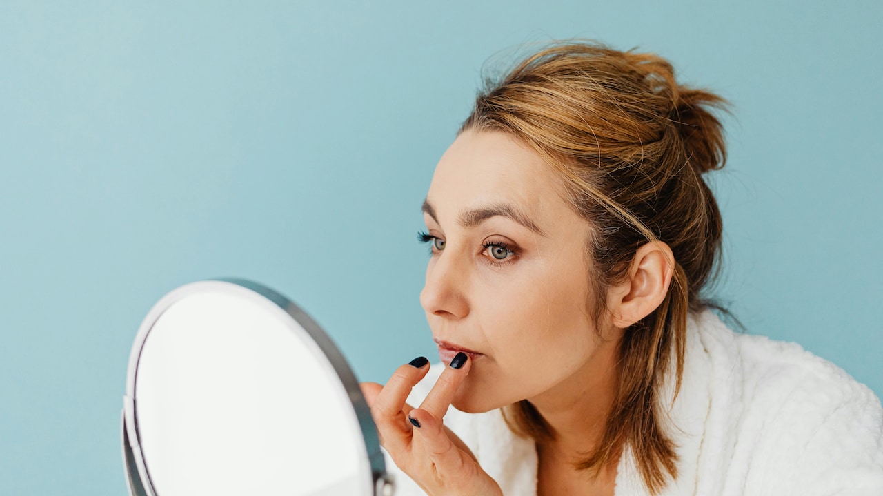 Use a lip primer or concealer to create a sticky base for the lip gloss