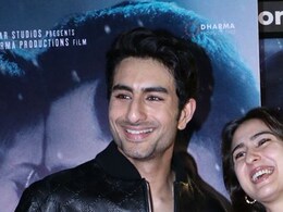 Sara Ali Khan's Heel Broke At Brother Ibrahim's <i>Sarzameen</i> Screening. Pap Says, "Fevical Laga Lo" Sara Ali Khan's Heel Broke At Brother Ibrahim's <i>Sarzameen</i> Screening. Pap Says, "Fevical Laga Lo"