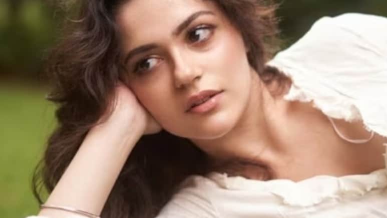 सैयारा की हीरोइन अब ओटीटी पर, न्याय की जंग लड़ेगी अनीत पड्डा सैयारा की हीरोइन अब ओटीटी पर, न्याय की जंग लड़ेगी अनीत पड्डा