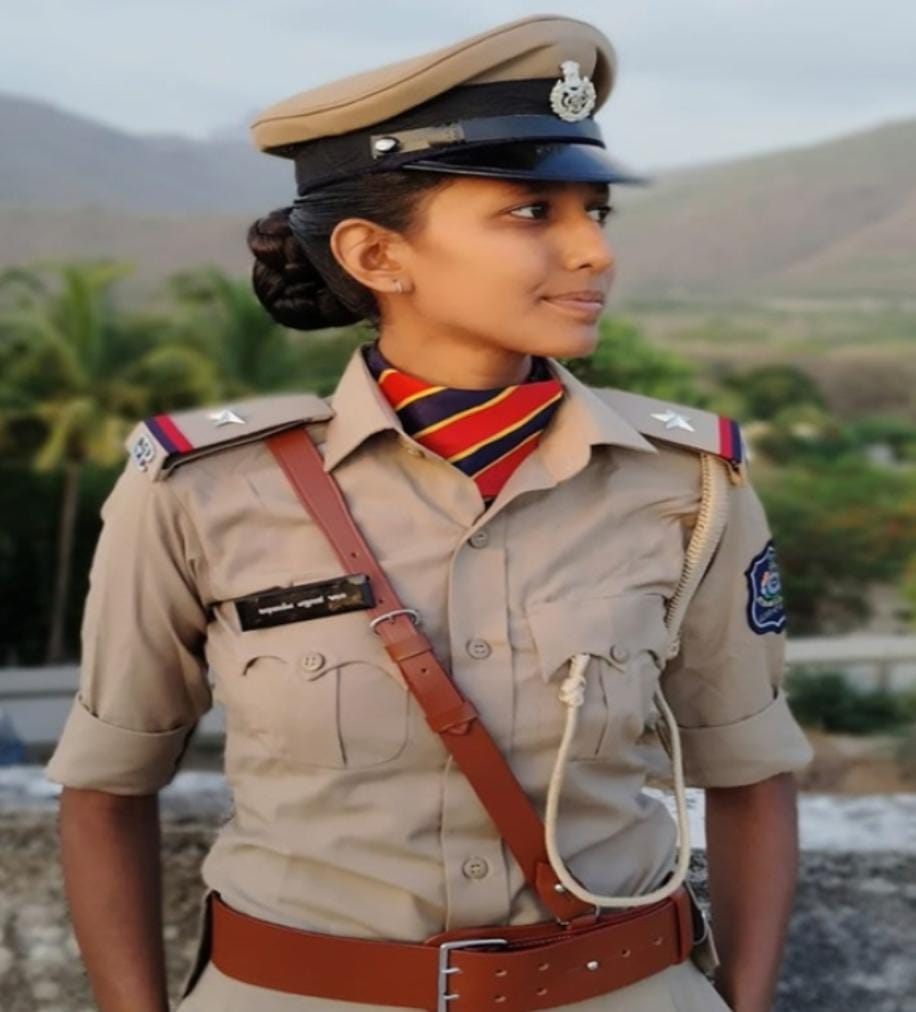 Soldier Kills Lover, A Cop, And Confesses To Crime In Police Station