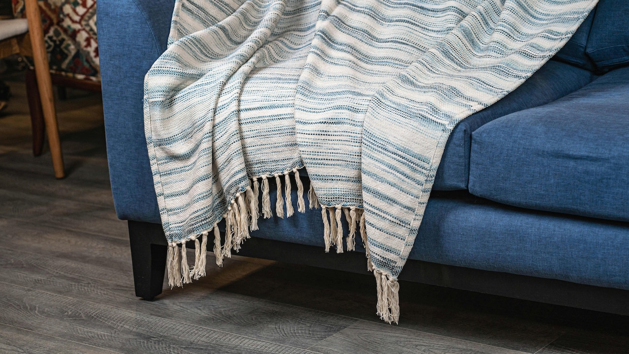 Upgrade Your Throw Blankets And Style Them In 10 Ways With Flipkart