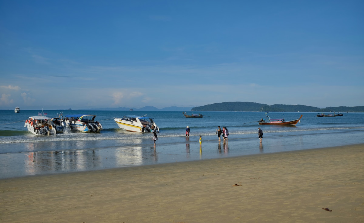 Hyderabad Will Soon Have An Artificial Beach, Details Inside