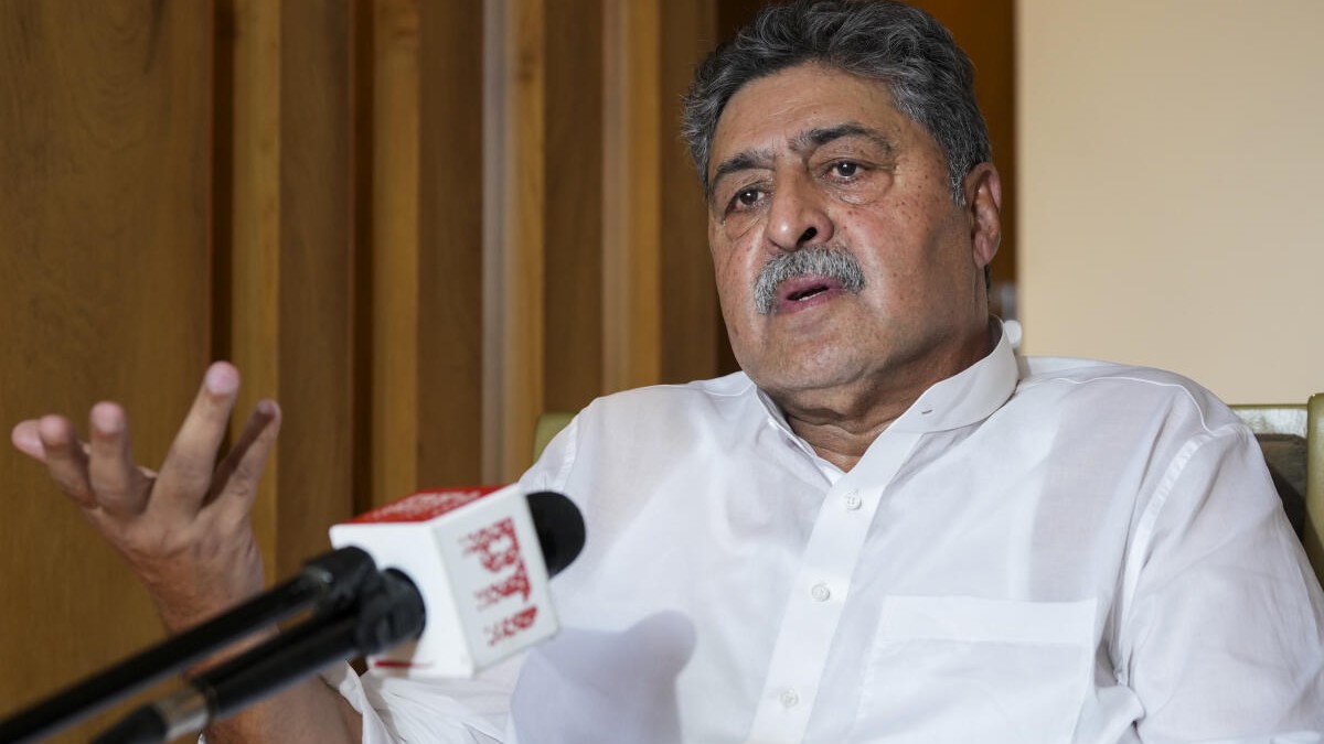 पाकिस्‍तान ने पैदा की कश्‍मीर में दरारें...हुर्रियत का अब कोई वजूद नहीं...आखिर अलगाववादी नेता ने क्‍यों बदले सुर 