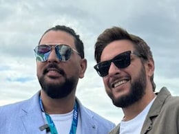 Shahid Afridi : आशिया कपपूर्वी शाहिद आफ्रिदीची भारतावर आगपाखड; 'सडके अंडे' म्हणत दिग्गज खेळाडूला डिवचले Shahid Afridi : आशिया कपपूर्वी शाहिद आफ्रिदीची भारतावर आगपाखड; 'सडके अंडे' म्हणत दिग्गज खेळाडूला डिवचले