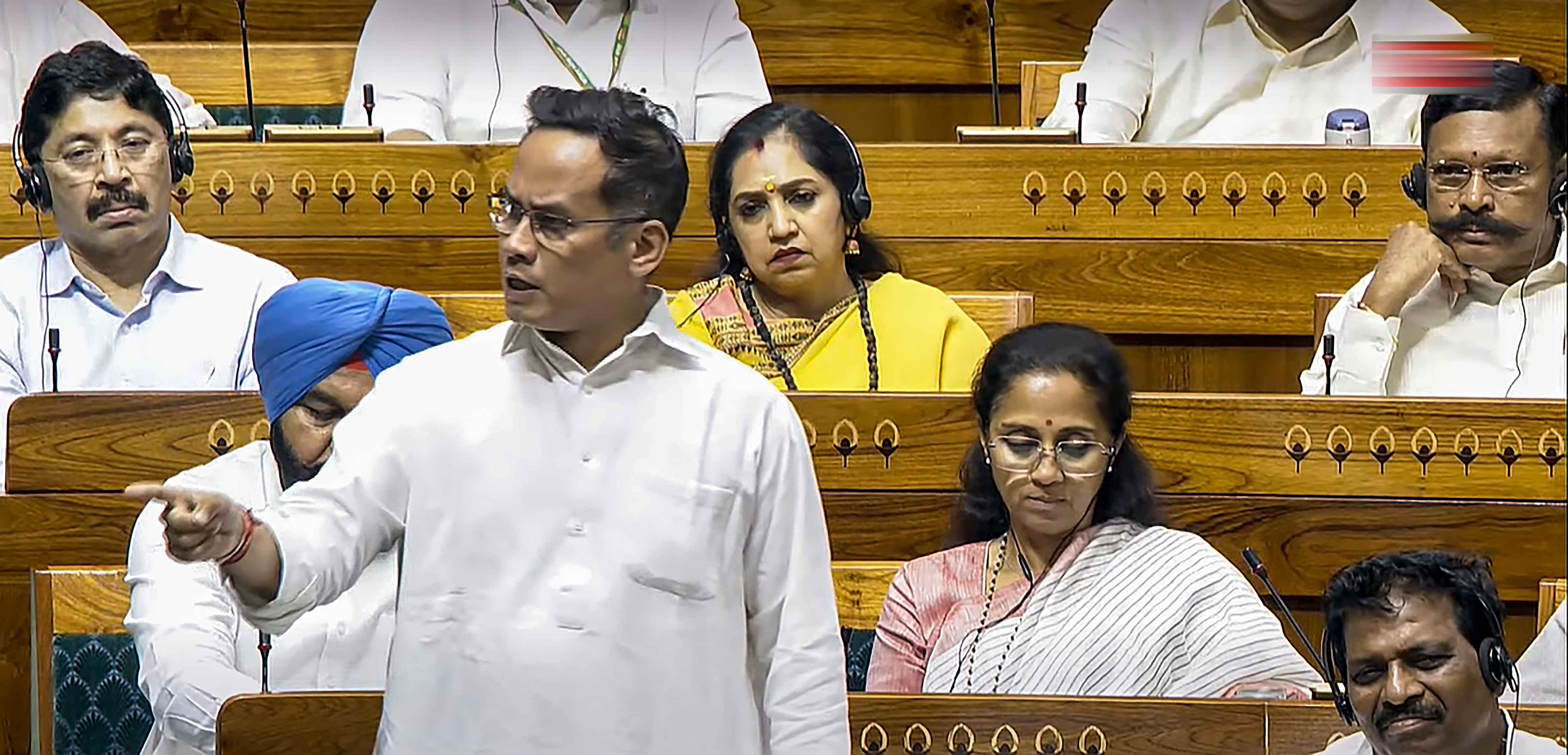 LIVE : अशांति फैलाने वालों के हाथ उखाड़ना जानते हैं... ऑपरेशन सिंदूर पर रक्षा मंत्री राजनाथ सिंह