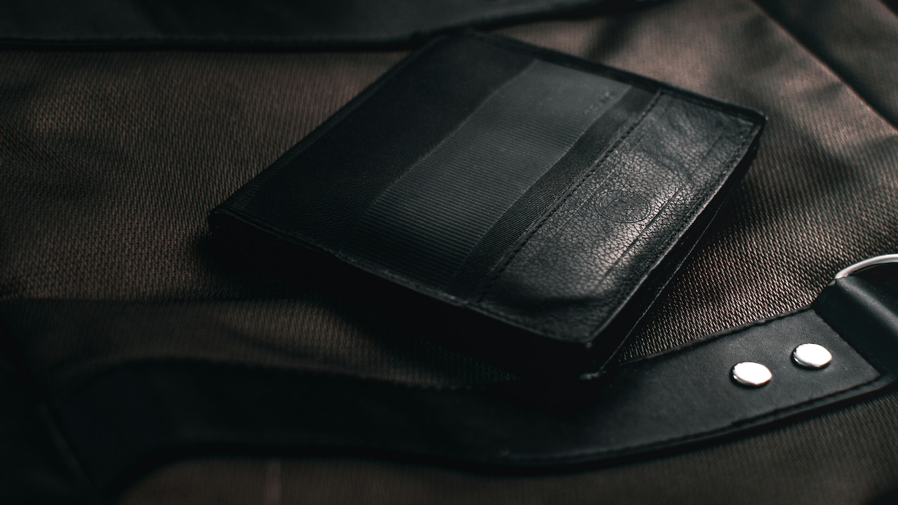 Upgrade Your Wallets With New Ones Available On Flipkart