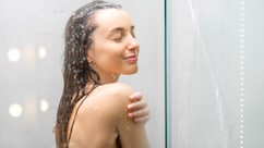 नहाने का पानी ठंडा हो या गर्म, सही तरीका नहीं पता तो हो सकता है हार्ट अटैक, एक्सपर्ट से जानिए कैसे बचें