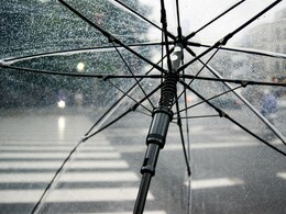 Incorporate These Ayurvedic Hacks This Monsoon To Avoid Seasonal Ailments