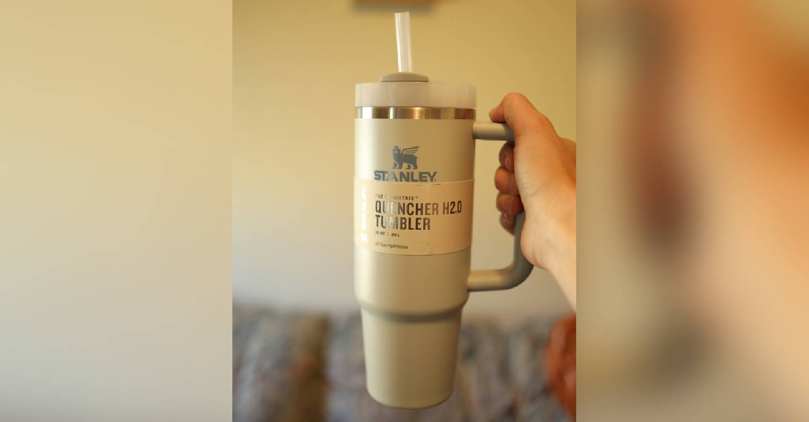 Tumbler से लेकर Mugs तक, Stylish Drinkware पर मिल रही हैं धमाकेदार Deals Tumbler से लेकर Mugs तक, Stylish Drinkware पर मिल रही हैं धमाकेदार Deals