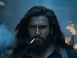 Dhurandhar First Look: आदित्य धर की 'धुरंधर' का फर्स्ट लुक आया सामने, Ranveer Singh का घातक अंदाज कर देगा रोंगटे Dhurandhar First Look: आदित्य धर की 'धुरंधर' का फर्स्ट लुक आया सामने, Ranveer Singh का घातक अंदाज कर देगा रोंगटे
