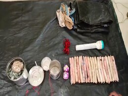 Naxalite Camp Destroyed: छत्तीसगढ़-ओडिशा सीमा पर नक्सली कैंप तबाह; नारायण डोंगर की गुफाओं में छिपे थे सुराग Naxalite Camp Destroyed: छत्तीसगढ़-ओडिशा सीमा पर नक्सली कैंप तबाह; नारायण डोंगर की गुफाओं में छिपे थे सुराग