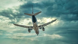 Raipur Airport: बिजली गिरने से रायपुर एयरपोर्ट के ATC सिस्टम में आई खराबी, रातभर फ्लाइट की लैडिंग पर रोक