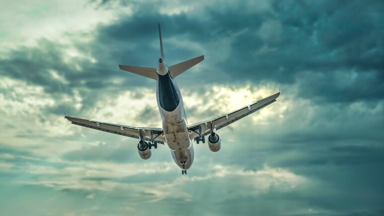 Raipur Airport: बिजली गिरने से रायपुर एयरपोर्ट के ATC सिस्टम में आई खराबी, रातभर फ्लाइट की लैडिंग पर रोक