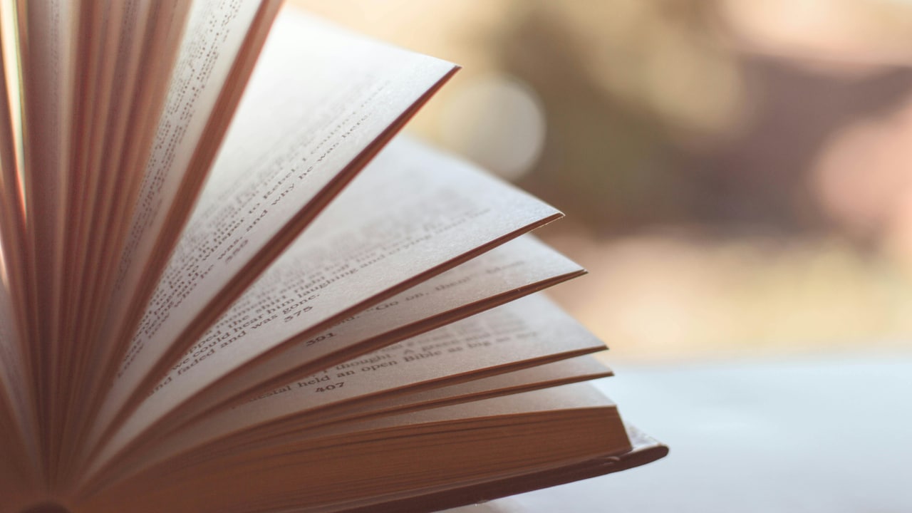 5 Reasons Why a Book Can Lift Your Mood? Romance Readers Explain 