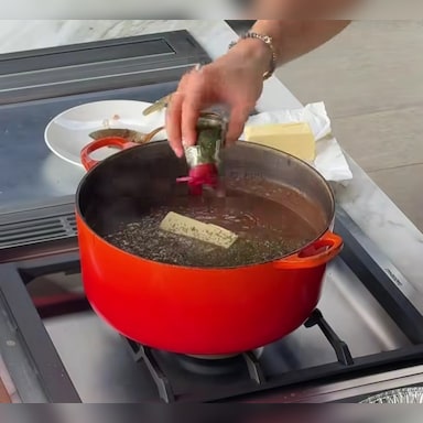'Winning My Heart': Internet Is Impressed By Dutch Chef's Unique Style Of Preparing Dal Makhani