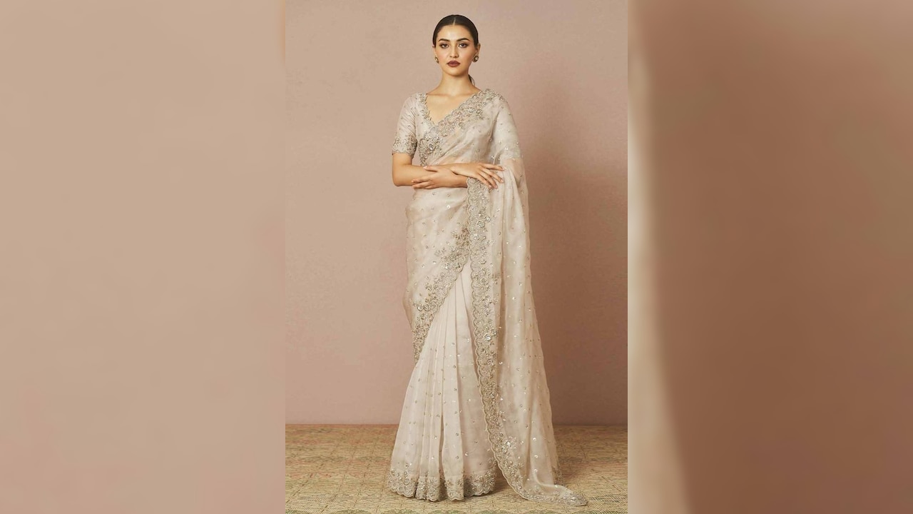 Know How To Drape Saree Perfectly And Get 5 Top From Myntra