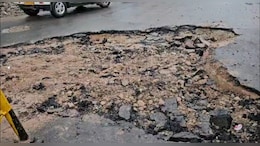 चेतकपुरी रोड घोटाला: पहली बारिश में धंसी करोड़ों की सड़क, जांच में निकली ठेकेदार-अधिकारियों की मिलीभगत