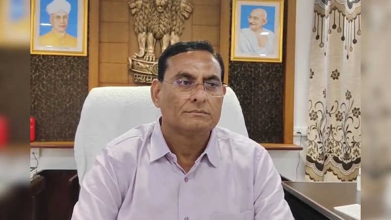 Rajasthan: झालावाड़ स्कूल हादसे में लापरवाही किसकी? निदेशक ने दिया जवाब, बोले- "बारिश का मौसम है..."
