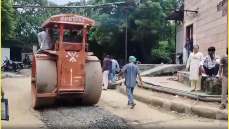 Jhalawar School Collapse: 'VVIP मूवमेंट से पहले सड़के बनीं, पंखे-कुर्सियां साफ हुईं', सांसद ने शेयर किया VIDEO