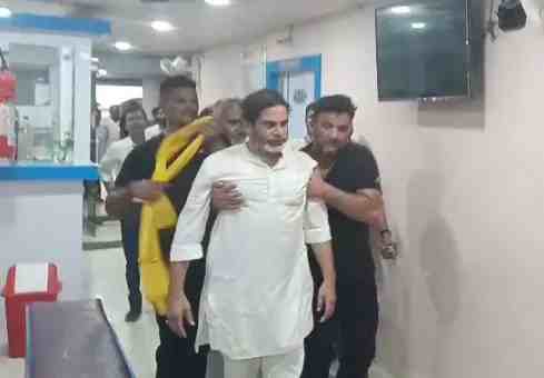 आरा में रैली के दौरान प्रशांत किशोर की अचानक बिगड़ी तबीयत, अस्पताल में कराया गया भर्ती