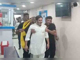 आरा में रैली के दौरान प्रशांत किशोर की अचानक बिगड़ी तबीयत, अस्पताल में कराया गया भर्ती आरा में रैली के दौरान प्रशांत किशोर की अचानक बिगड़ी तबीयत, अस्पताल में कराया गया भर्ती