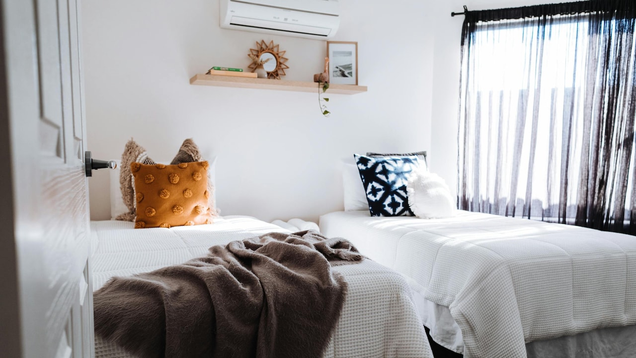 5 Best Orthopaedic Mattresses Under ₹10,000 That Tackle Back Pain Effectively.