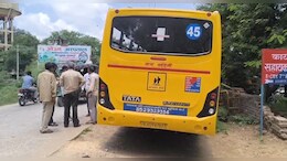 Rajasthan: बहरोड़ में चलती स्कूल बस का पहिया निकला, बस में सवार थे&nbsp;क्षमता ज़्यादा बच्चे&nbsp;