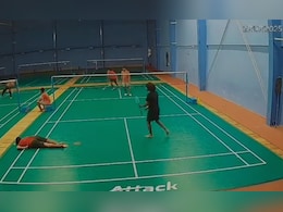 On Camera, 25-Year-Old Collapses, Dies Playing Badminton In Hyderabad On Camera, 25-Year-Old Collapses, Dies Playing Badminton In Hyderabad