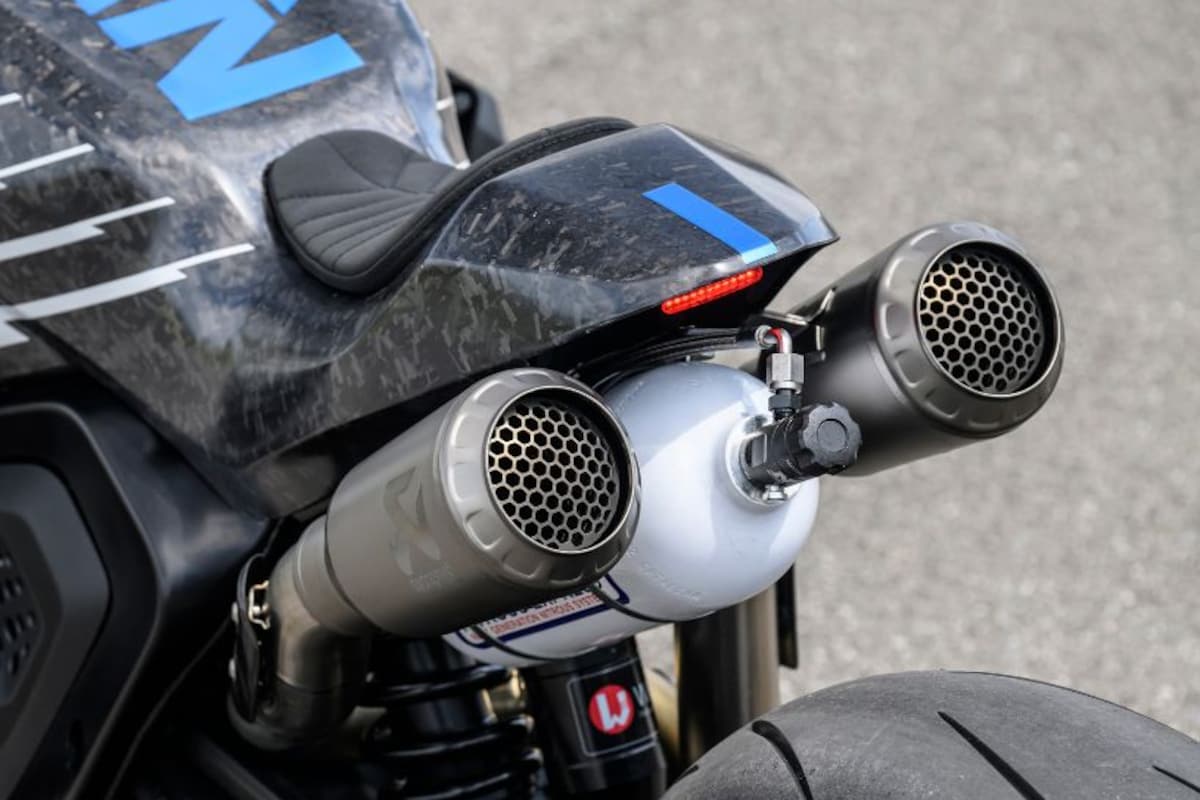 BMW R 1300 R Titan Exhaust