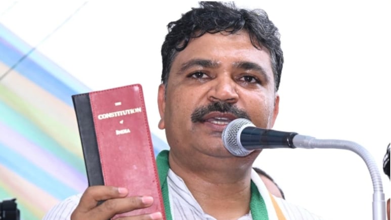 राजस्थान में नेता प्रतिपक्ष टीकाराम जूली ने पीएम मोदी को लिखा पत्र, कर दी ये बड़ी मांग राजस्थान में नेता प्रतिपक्ष टीकाराम जूली ने पीएम मोदी को लिखा पत्र, कर दी ये बड़ी मांग