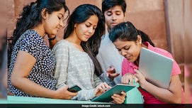 करियर बनाने के लिए भारतीय छात्र ढूंढ रहे हैं ऐसे ऑप्शन, रिपोर्ट में हुआ खुलासा