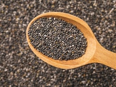 How Many Tablespoons Of Chia Seeds Should You Consume In A Day? Doctor Answers