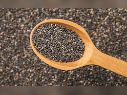 Chia Seeds खाने का सबसे अच्छा तरीका क्या है? डॉक्टर ने कहा खाते हुए कभी न करें ये 5 गलती Chia Seeds खाने का सबसे अच्छा तरीका क्या है? डॉक्टर ने कहा खाते हुए कभी न करें ये 5 गलती