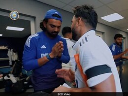 Rishabh Pant Said "<i>Main Nahi Ja Raha</i>": R Ashwin Decodes India's Akash Deep Move Before Day 4 Stumps Rishabh Pant Said "<i>Main Nahi Ja Raha</i>": R Ashwin Decodes India's Akash Deep Move Before Day 4 Stumps