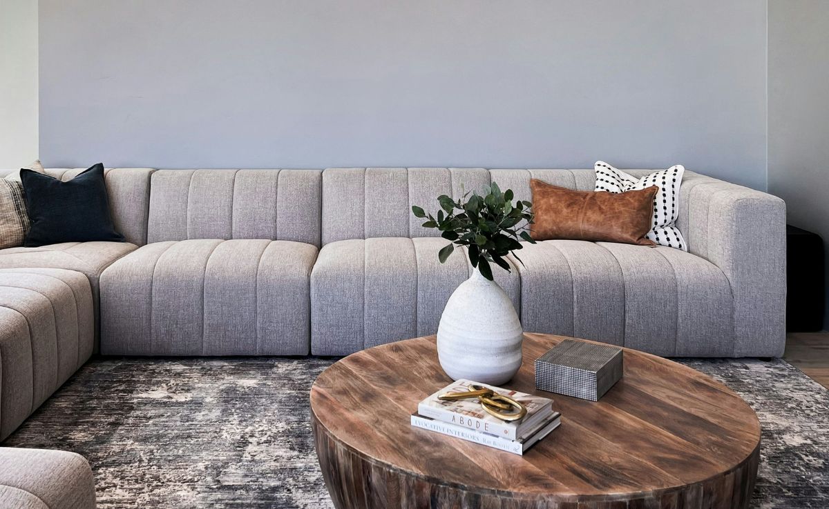 बिना ज्यादा खर्च किए बदले घर का लुक! 1000 रुपये के अंदर देखें Sofa Covers पर शानदार ऑफर बिना ज्यादा खर्च किए बदले घर का लुक! 1000 रुपये के अंदर देखें Sofa Covers पर शानदार ऑफर