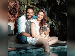शेफाली के जाने के बाद कुछ इस तरह अपने दुख से निपट रहे पराग त्यागी, वीडियो शेयर कर बोले- अब मैं और सिम्बा... शेफाली के जाने के बाद कुछ इस तरह अपने दुख से निपट रहे पराग त्यागी, वीडियो शेयर कर बोले- अब मैं और सिम्बा...