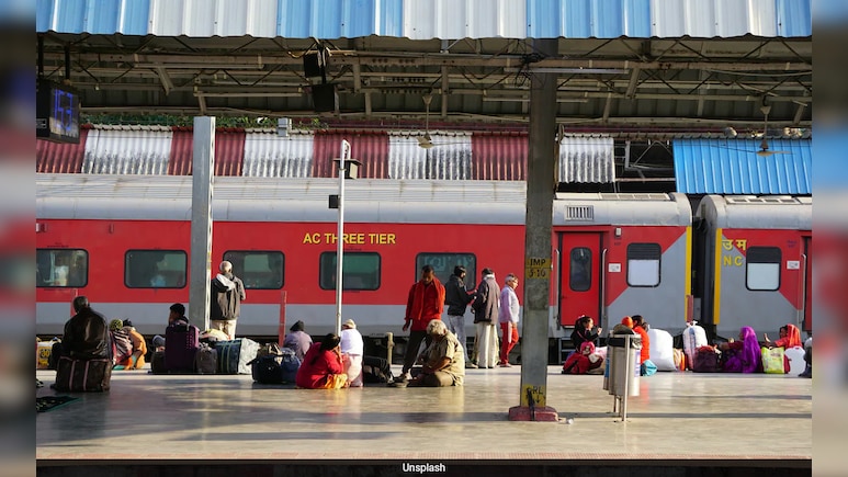 Railway के 5 गुना तक जुर्माने का कानून हो चुका है लागू, जानिए किस गलती पर कितना लग रहा दंड