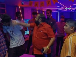 Another MNS 'Slapgate' In Thane, This Time Over Students Visiting Gamezone Another MNS 'Slapgate' In Thane, This Time Over Students Visiting Gamezone